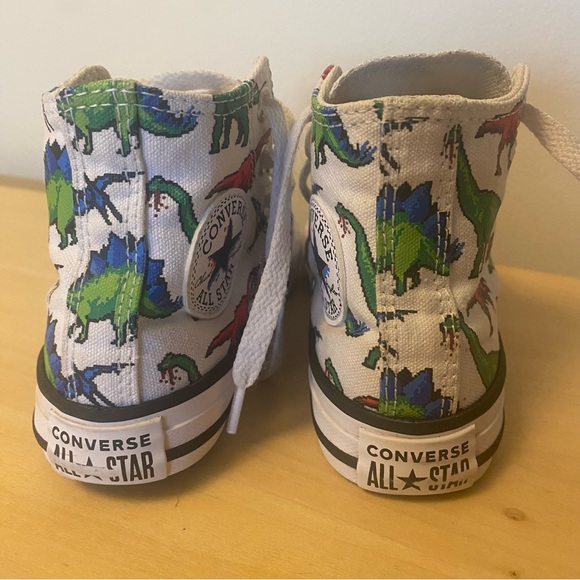 Toddler 10.5 Converse & Sandal Lot - Picture 8 of 15